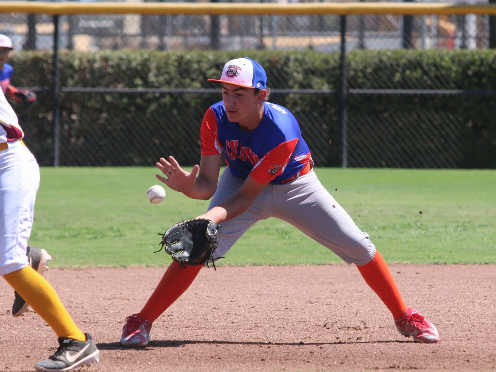 Hilyard shuts the door, Central California holds on late